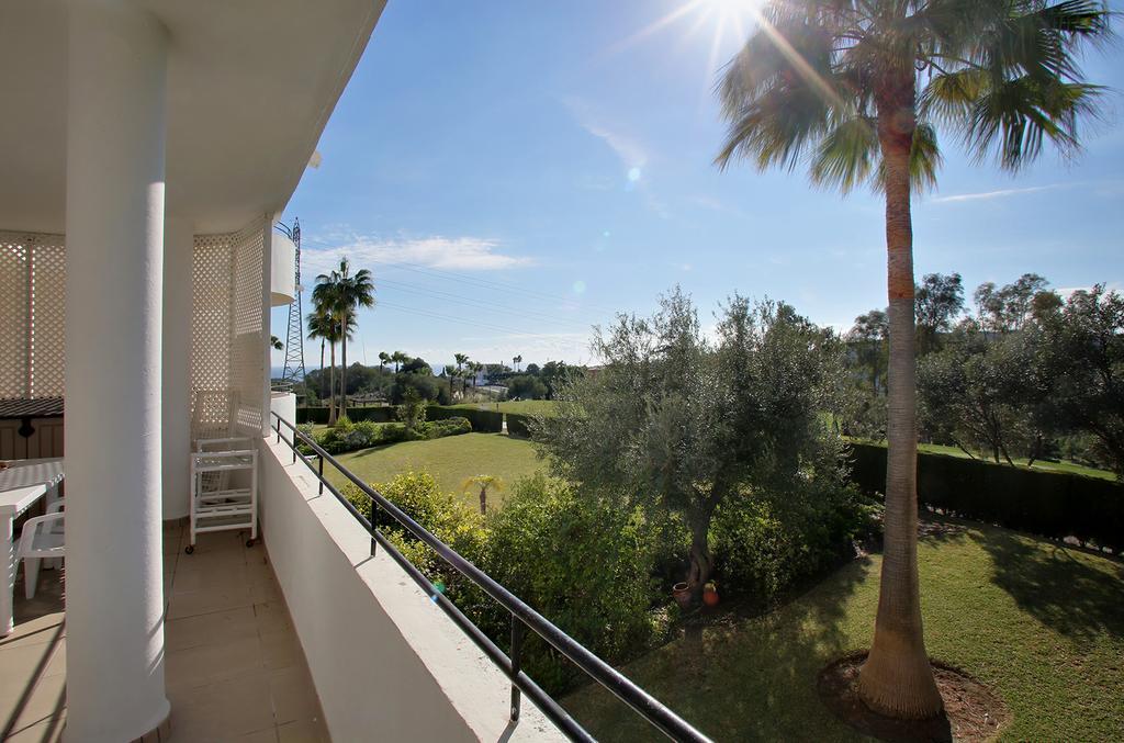 Sunny Golf Apartment Estepona Kültér fotó